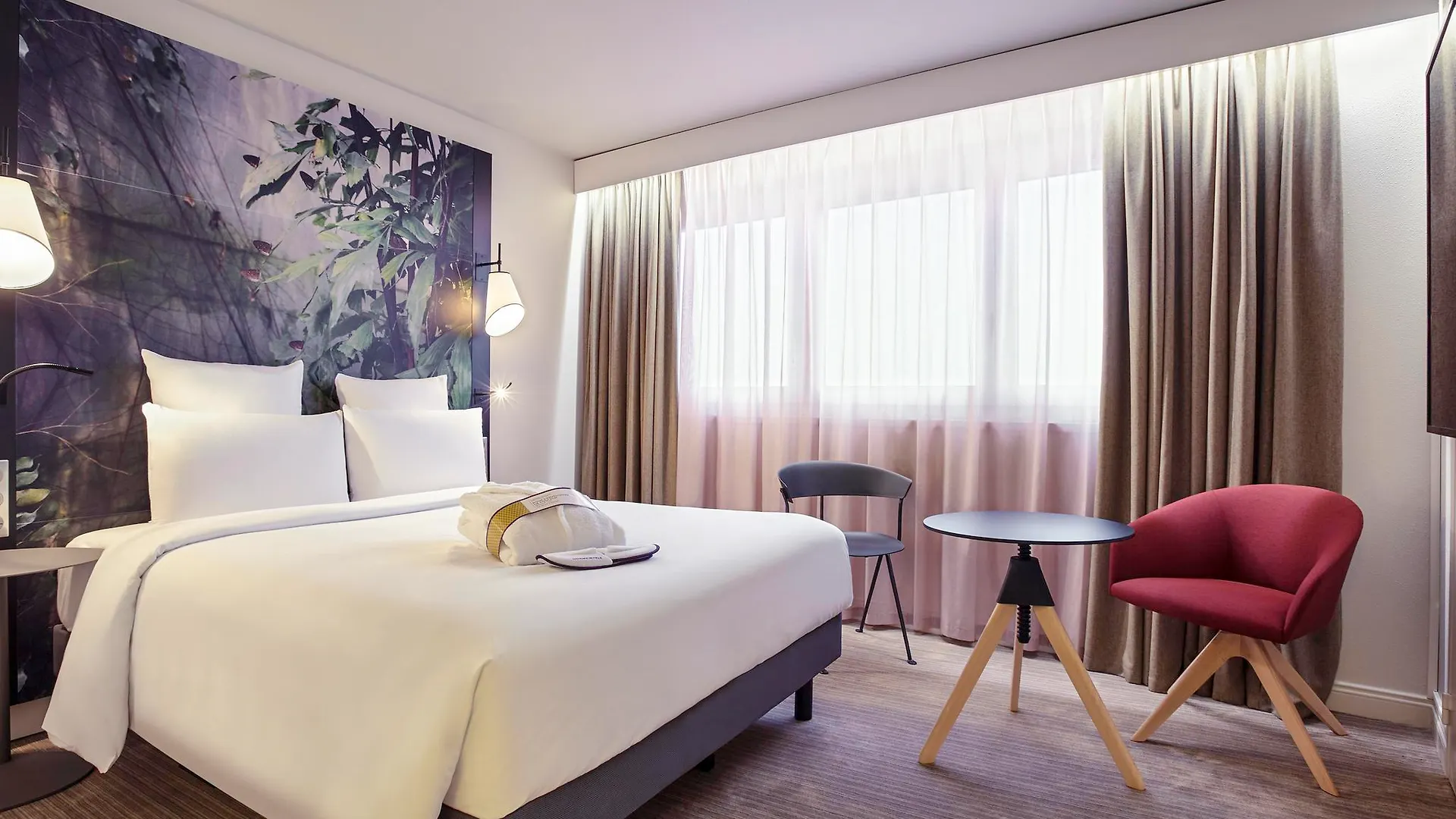 **** Hotel Mercure Paris La Defense Grande Arche Nanterre Frankrijk