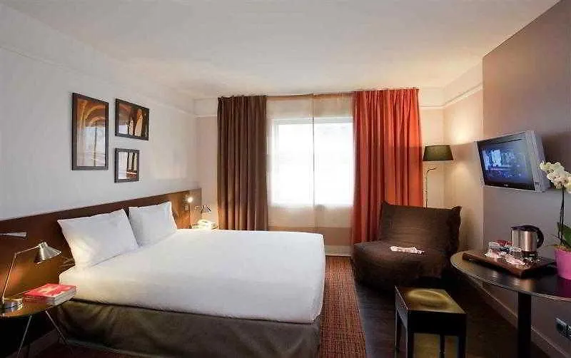 Mercure Paris La Defense Grande Arche Nanterre 4*,  Frankrijk